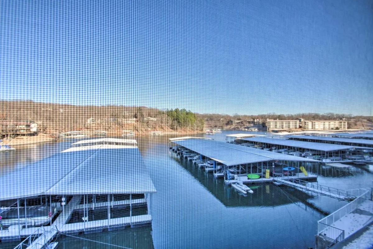 Waterfront Condo With Boat Slip! Lake Ozark Eksteriør bilde